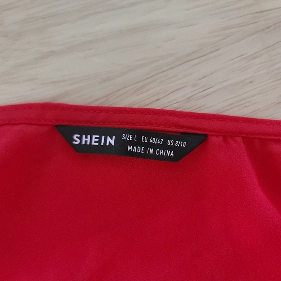 Red 2 Piece Set - Picture 5 of 12